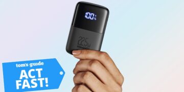 Inui Portable Power Bank with Act Fast badge.