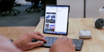 typing on a portable keyboard for the galaxy z fold 6