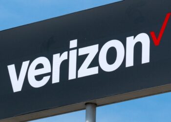 هل تحطمت فيريزون؟ تحديثات مباشرة حول مشكلات خدمة Verizon وحالة SOS